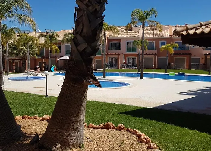 Jardins 3 By Sunny Deluxe